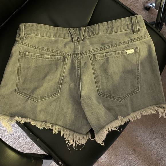 Summer stoned grey short - Picture 2 of 5